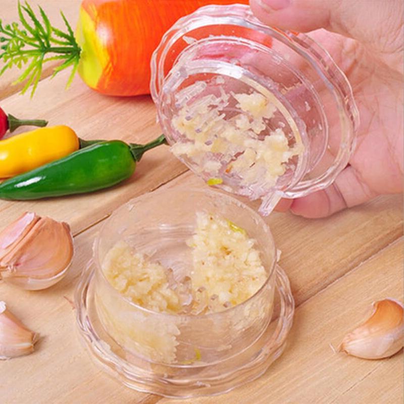 MCOIKY® Manual Garlic Twister Masher, Multi-Purpose Kitchen Mincer Grinder